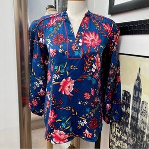 NWT Loft tunic blouse in perfect condition.